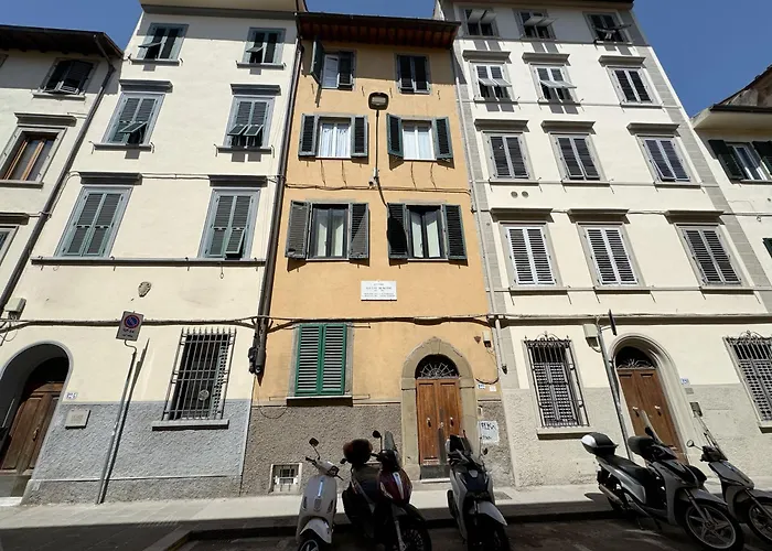 Giulio In Santo Spirito 아파트 *
